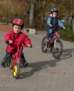 kids on bikes